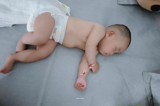 大理9个月宝宝可以吃盐吗